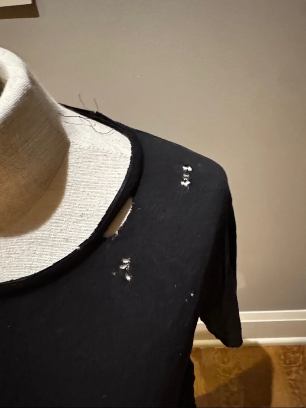 Article X Distressed Black Tee Shirt Small Grunge Raw Hem Short Sleeve Top - Picture 3 of 11